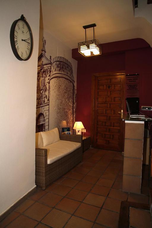 Hostal La Posada De Zocodover Толедо Екстериор снимка