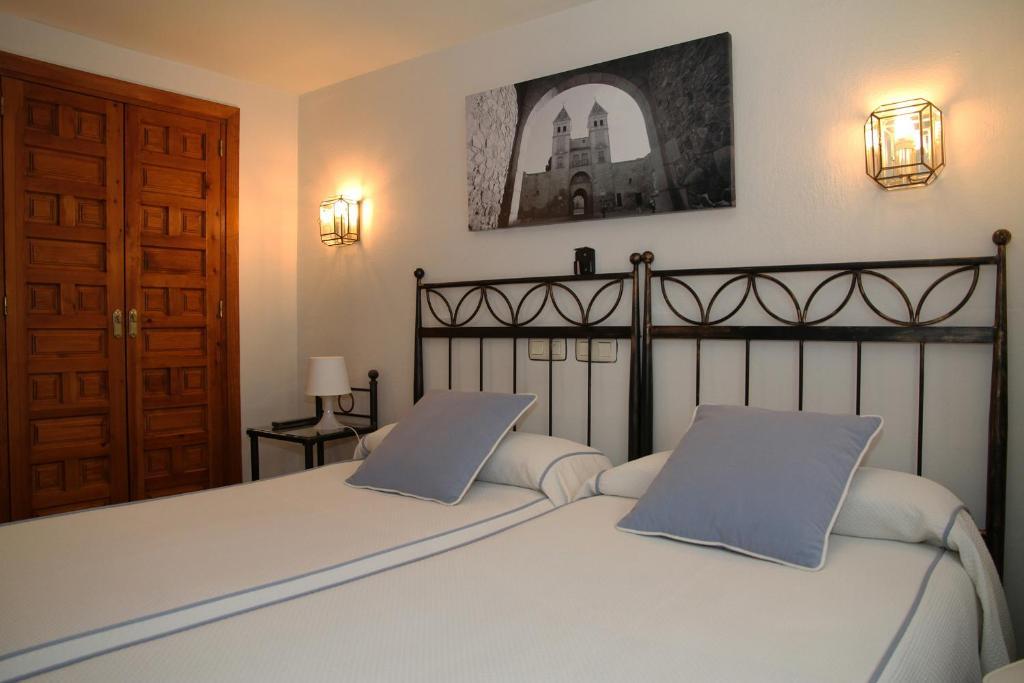 Hostal La Posada De Zocodover Толедо Екстериор снимка