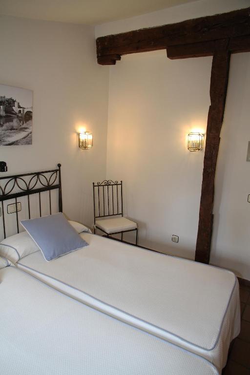 Hostal La Posada De Zocodover Толедо Екстериор снимка