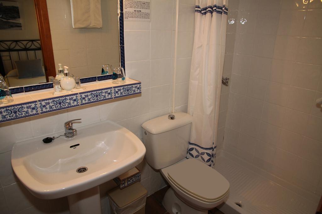 Hostal La Posada De Zocodover Толедо Екстериор снимка