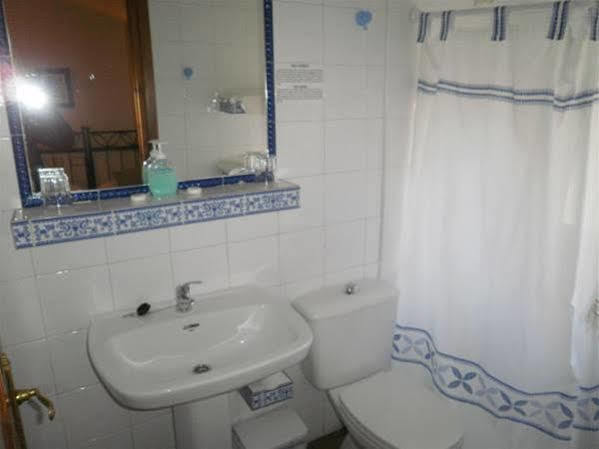 Hostal La Posada De Zocodover Толедо Екстериор снимка